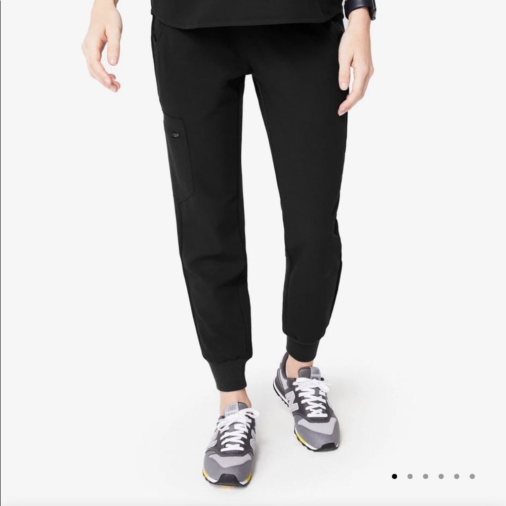 Figs scrubs
